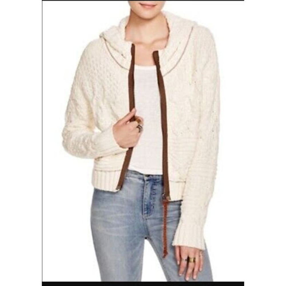 Free people cream cropped knit hoodie full zip Womens size small